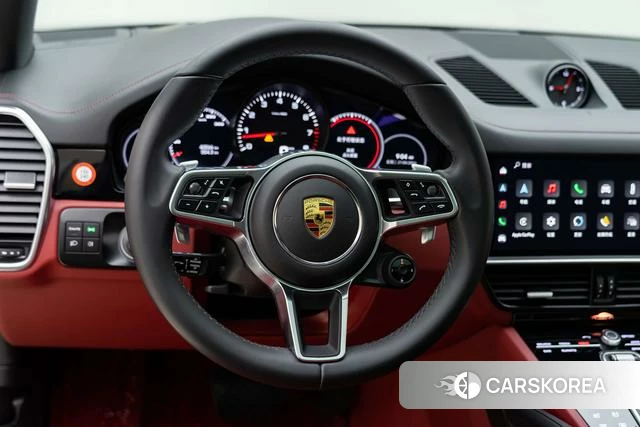 Porsche Cayenne Coupé 2023 Черный из Китая