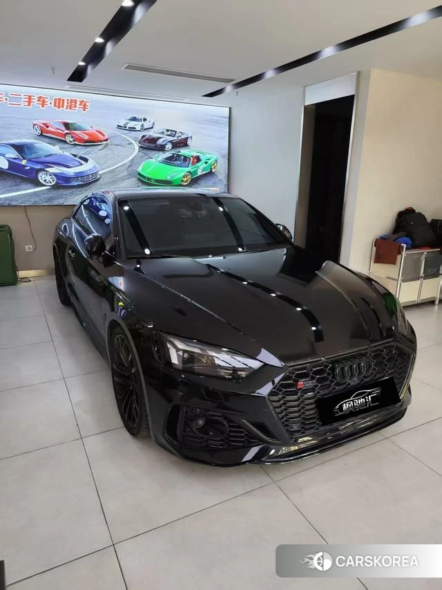 Audi RS 5 2023 Черный из Китая