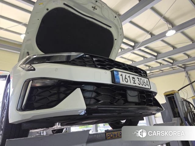 Kia The New K5 3rd generation 2024 Белый из Кореи
