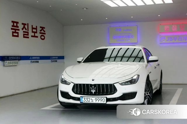 Maserati Ghibli 2021 Белый из Кореи