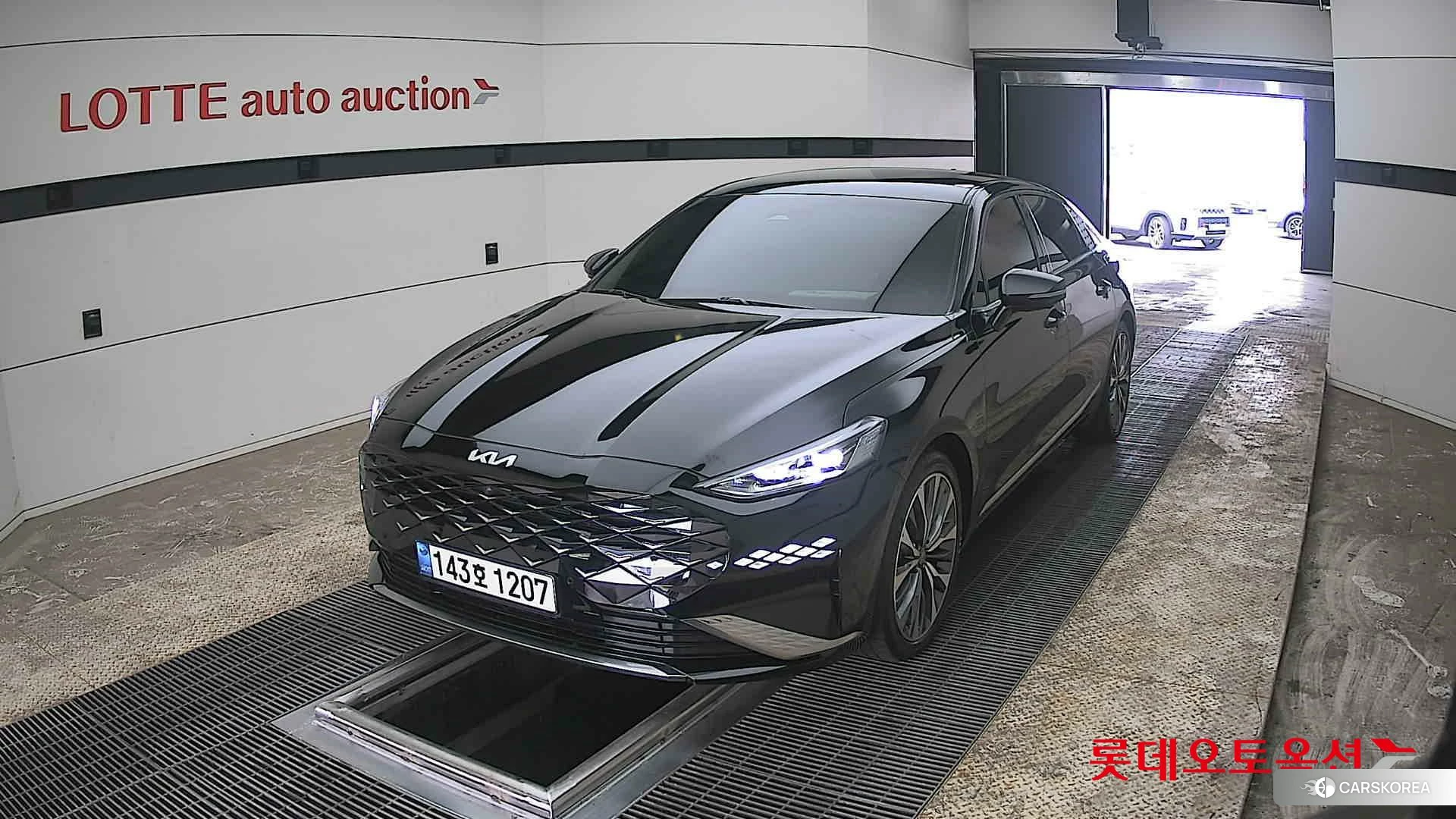 Kia K8 2022 Черный из Кореи