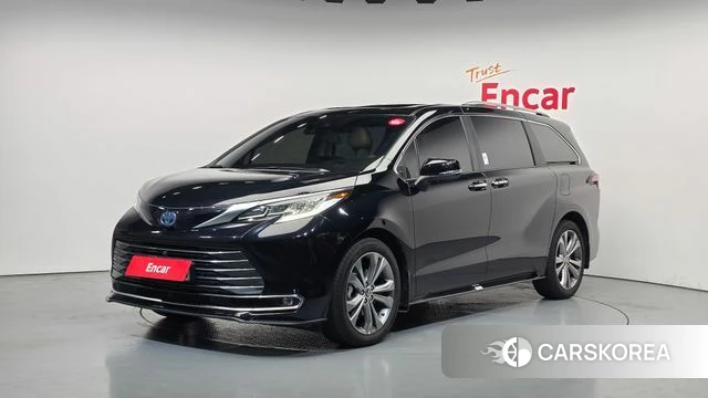 Toyota Sienna 4th Generation 2024 Черный из Кореи