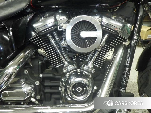 Engine photo