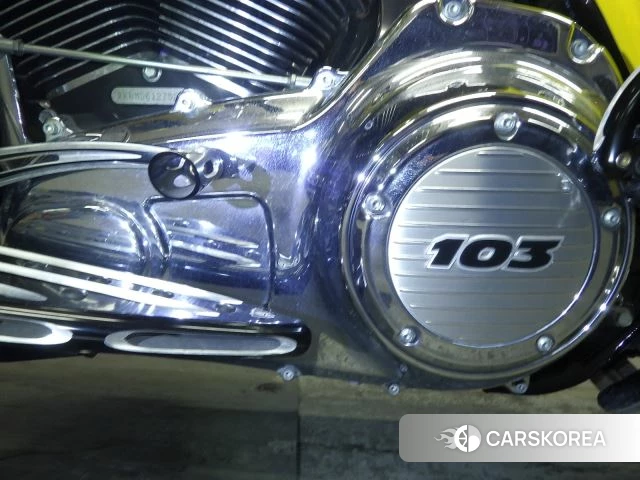 Engine photo