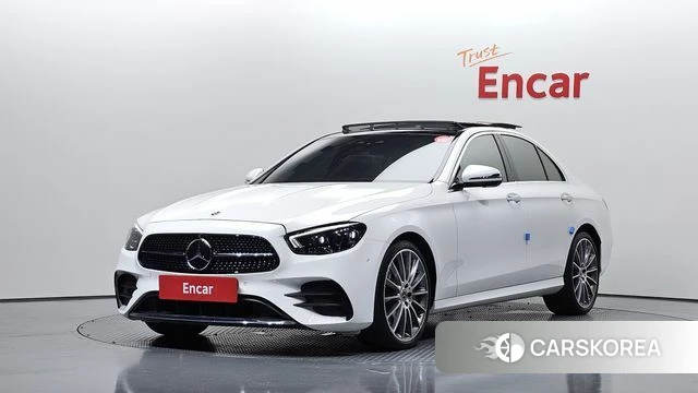Mercedes-Benz E-Class W213 2021 Белый из Кореи