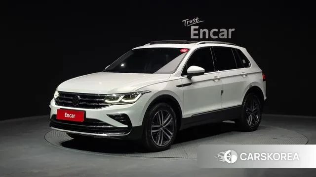 Volkswagen Tiguan second Generation 2022 Белый из Кореи