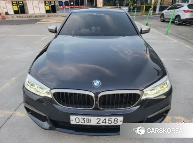 BMW 5 Series (G30) 2018 Черный из Кореи