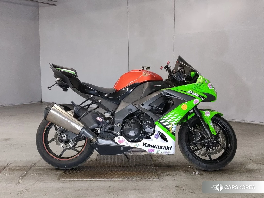 Проданный Kawasaki ZX-10R NINJA 2011 из Японии, фото 2