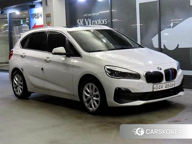 BMW 2 Series Active Tourer (F45) 2019 Белый из Кореи