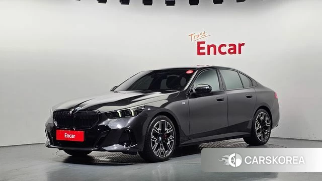 BMW 5 Series (G60) 2025 Серый из Кореи