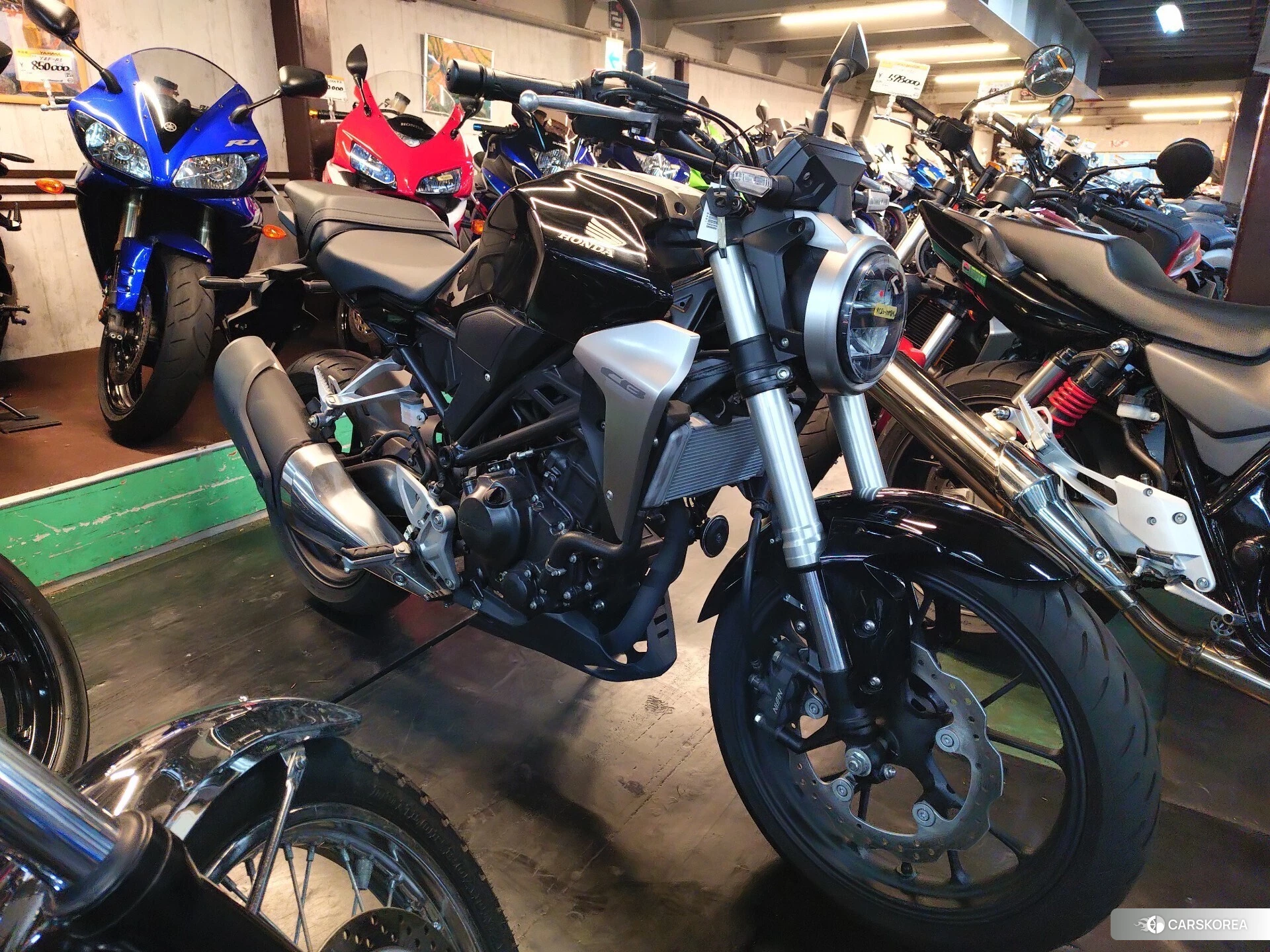 Honda CB250R 2018 из Японии, фото 2
