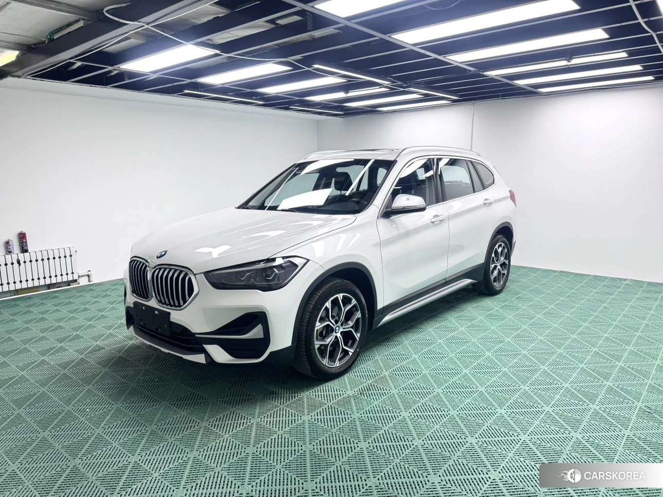 BMW X1 2021 Белый из Китая