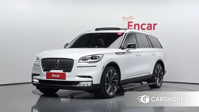 Lincoln Aviator 2nd generation 2020 Белый из Кореи