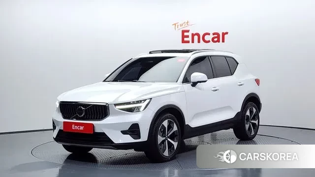Volvo XC40 2022 Белый из Кореи