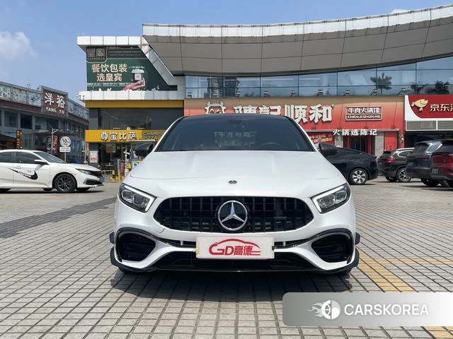 Mercedes-Benz Class A 2022 Белый из Китая