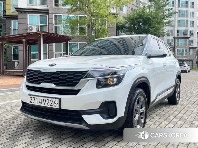 Kia Seltos 2021 Белый из Кореи