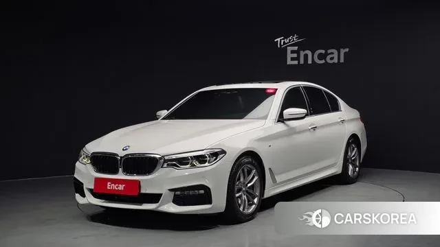 BMW 5 Series (G30) 2018 Белый из Кореи
