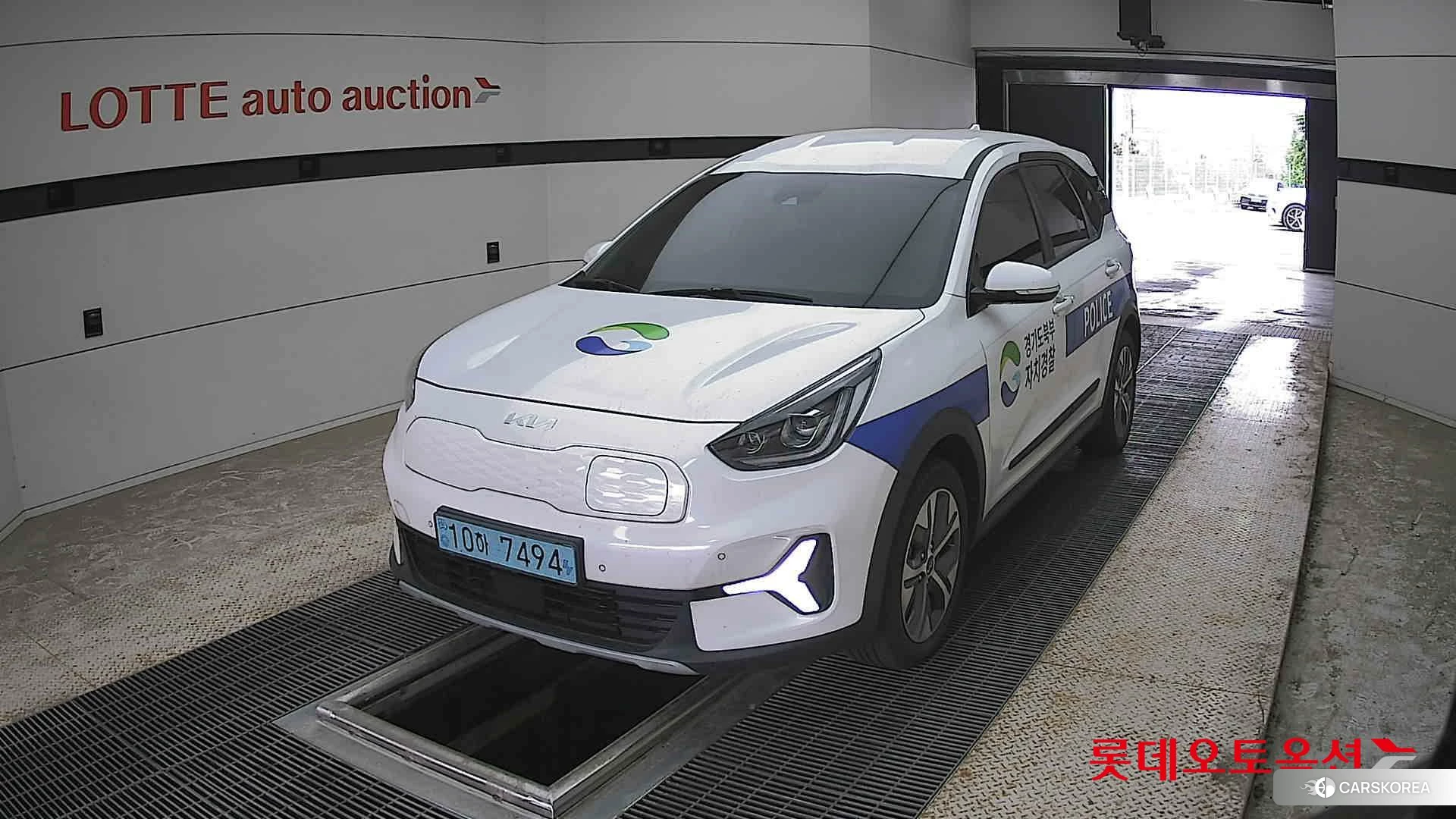 Kia Niro Plus 2023 Snow White Pearl (optional) из Кореи