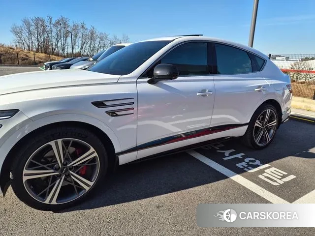 Genesis GV80 Coupe 2024 Белый из Кореи