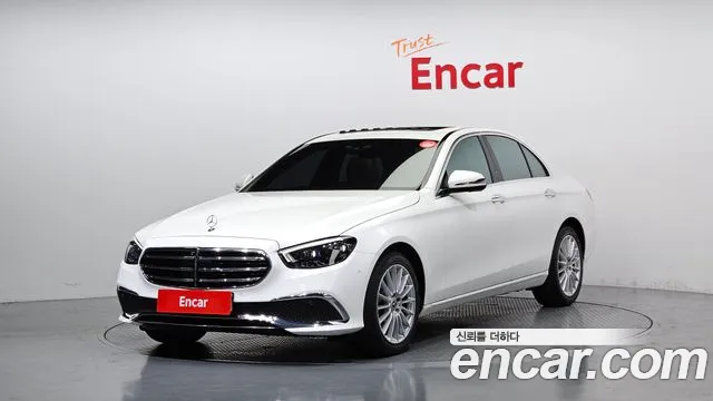 Mercedes-Benz E-Class W213 2022 Белый из Кореи