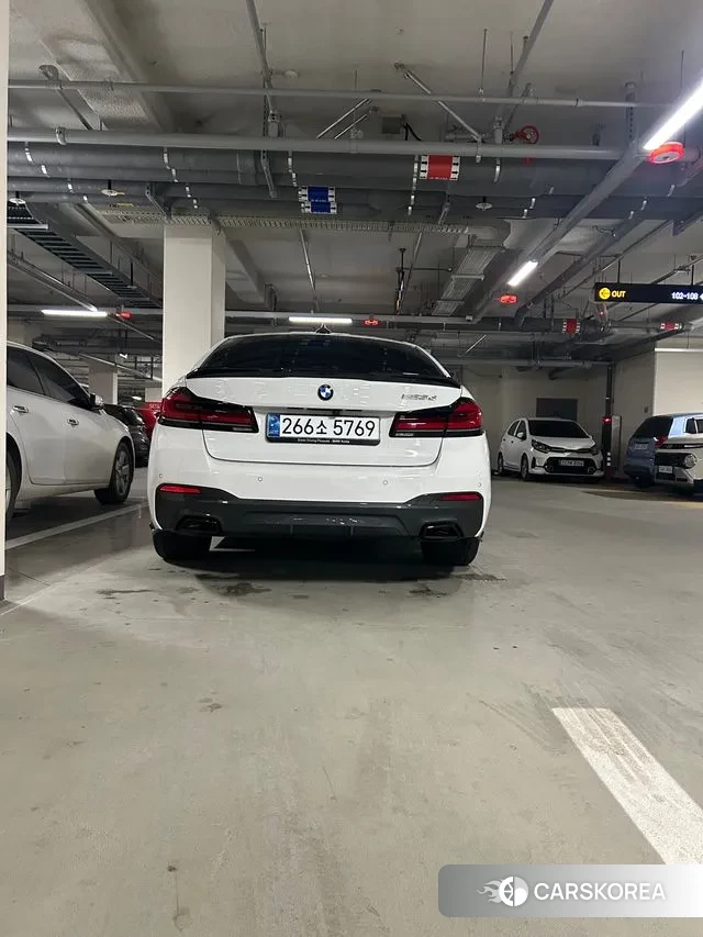 BMW 5 Series (G30) 2020 Белый из Кореи