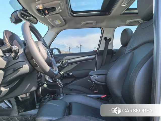 MINI MINI 2022 Белый из Китая