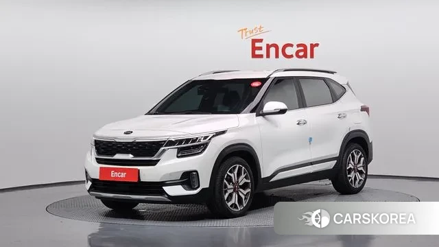 Kia Seltos 2021 Белый из Кореи