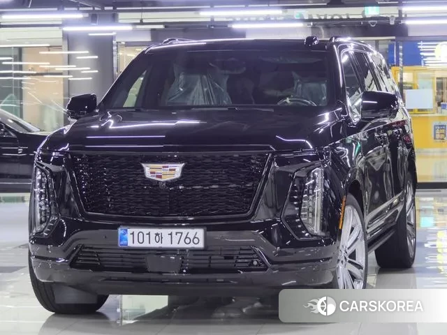Cadillac Escalade 5th Generation 2025 Черный из Кореи