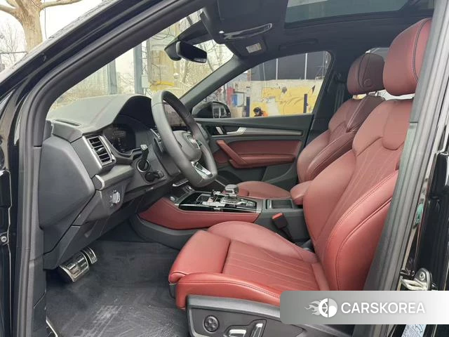 Audi Q5L 2024 Черный из Китая