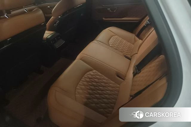BYD Han DM 2023 Белый из Китая