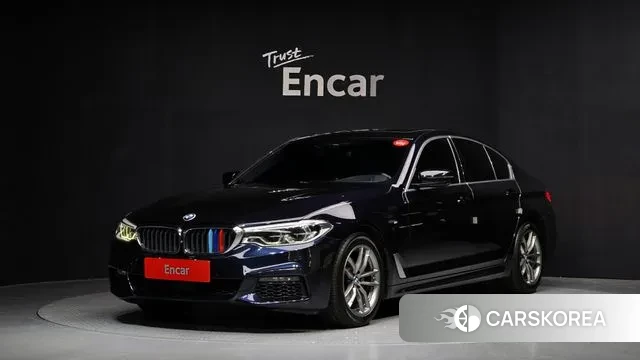 BMW 5 Series (G30) 2019 Черный из Кореи