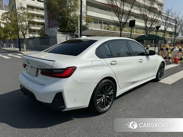 BMW 3 series 2023 Белый из Китая