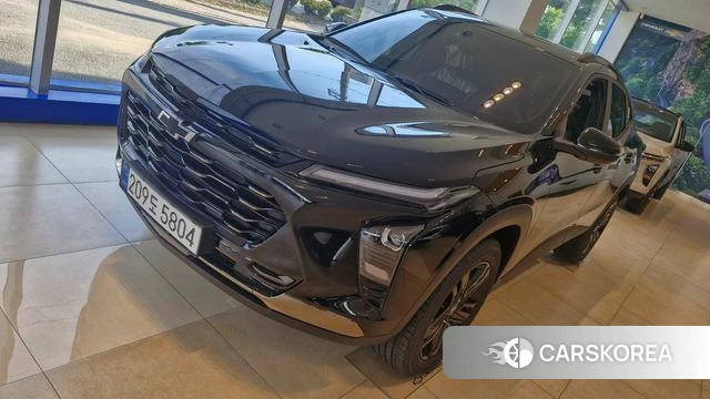 Chevrolet (GM Daewoo) Trax Crossover 2026 Черный из Кореи