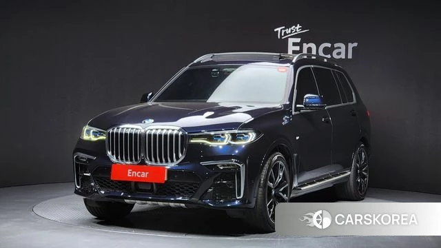 BMW X7 (G07) 2021 Черный из Кореи