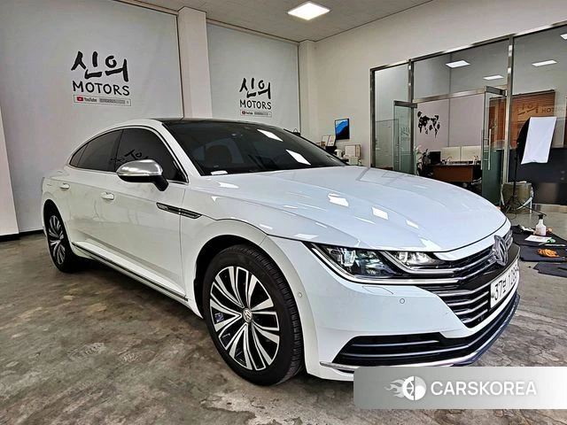 Volkswagen Arteon 2019 Белый из Кореи