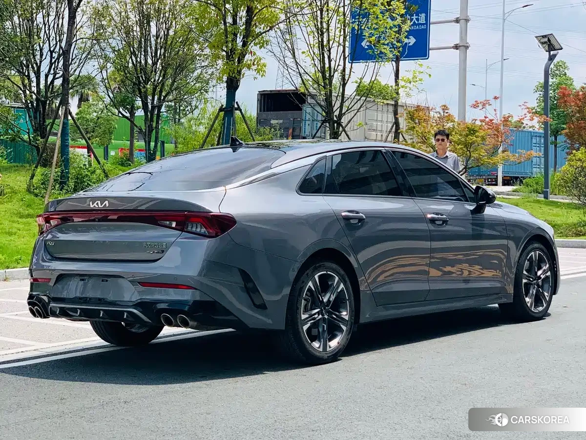 Kia K5 2022 Silver/gray из Китая