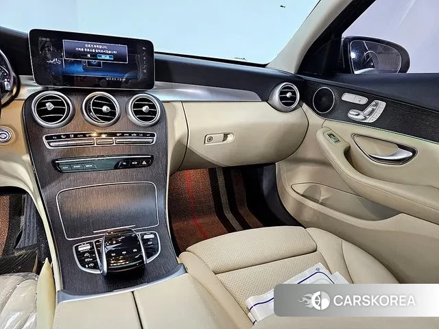 Mercedes-Benz C-Class W205 2018 Серый из Кореи