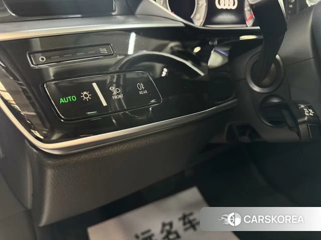 Audi A8 2021 Черный из Китая