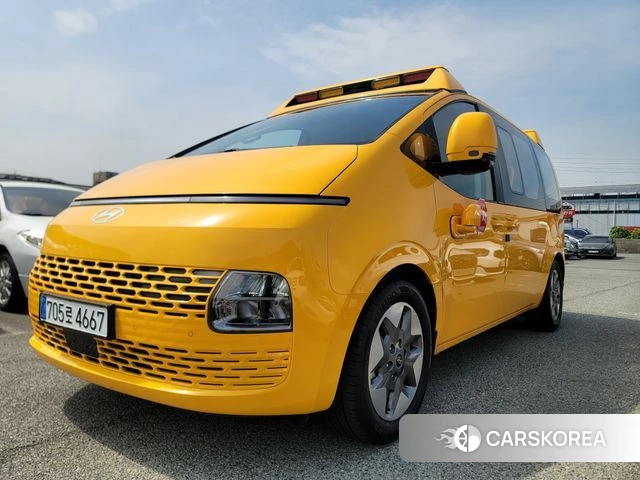 Hyundai Staria 2025 Желтый из Кореи