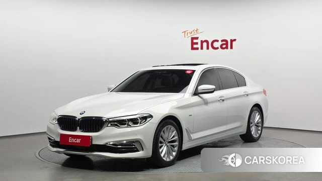 BMW 5 Series (G30) 2018 Белый из Кореи