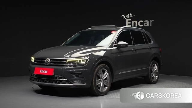 Volkswagen Tiguan second Generation 2018 Серый из Кореи