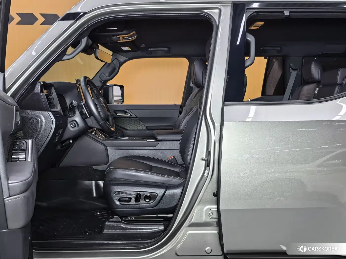 Lexus GX 2024 Silver/gray из Китая