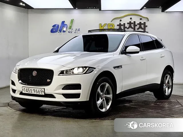 Jaguar F-PACE 2018 Белый из Кореи