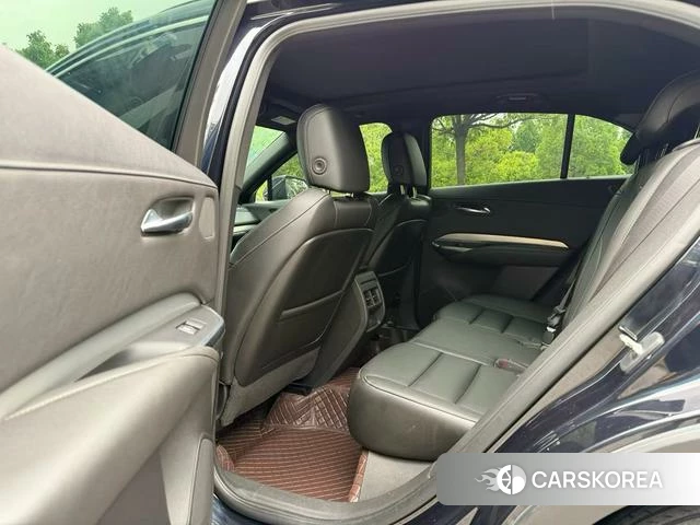 Cadillac XT4 2020 Черный из Китая
