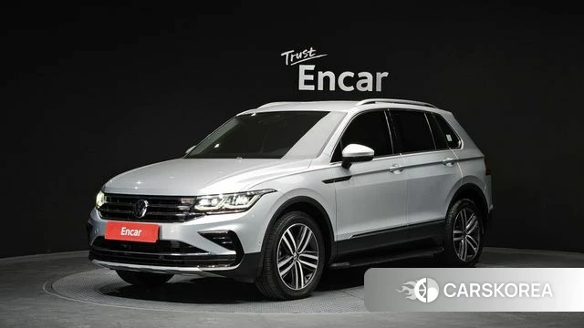 Volkswagen Tiguan second Generation 2022 Серебряный из Кореи