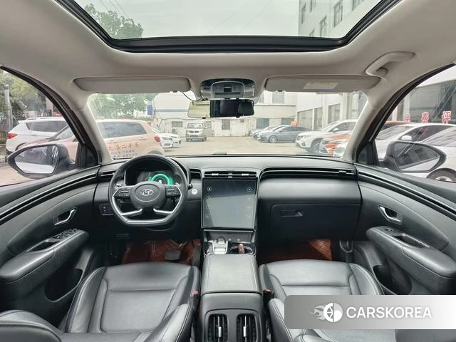 Hyundai Tucson 2021 Белый из Китая