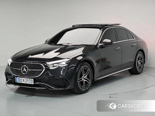 Mercedes-Benz E-Class W214 2025 Серый из Кореи