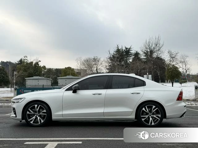 Volvo S60 2020 Белый из Китая