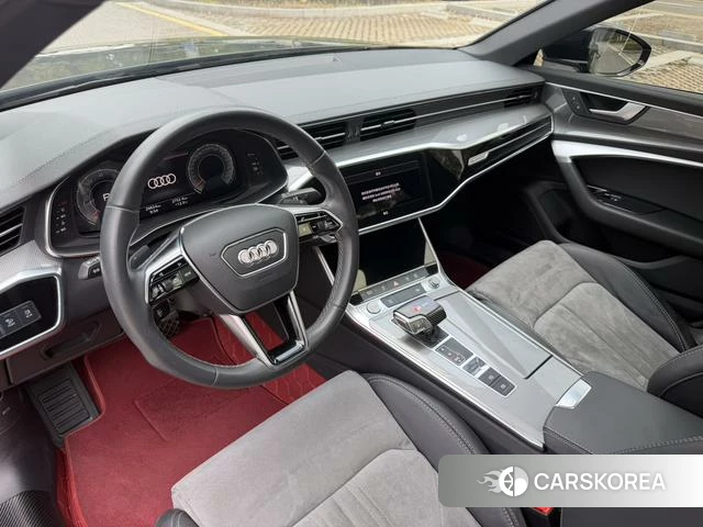 Audi A6L 2022 Черный из Китая