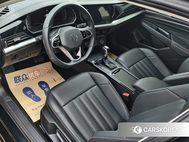 Volkswagen Passat 2023 Черный из Китая